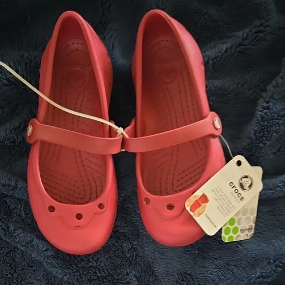 CROCS | Shoes | Crocs Pink Dress Shoes With Perforated Design | Poshmark